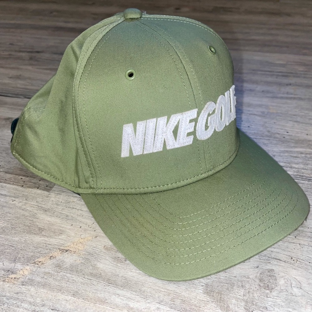 Nike Golf Men’s Hat in Olive Green with Leather Strap | One Size
